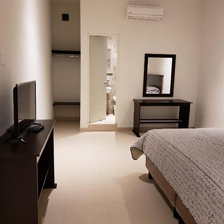 Habitaciones Boulevard 시우다드 발레스 외부 사진