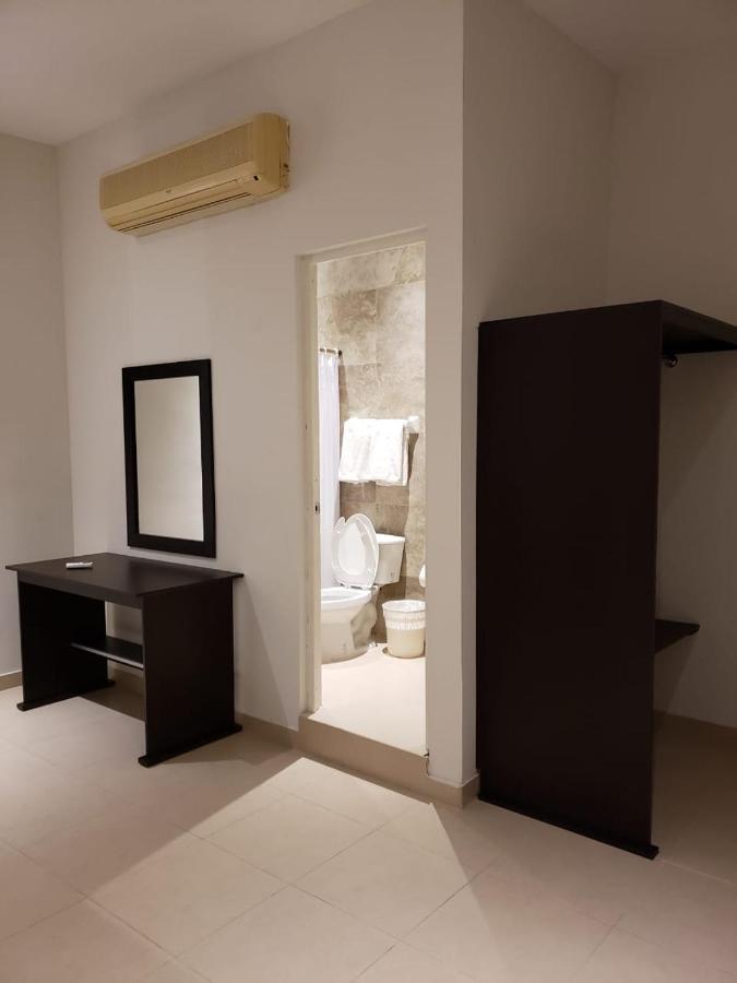 Habitaciones Boulevard 시우다드 발레스 외부 사진